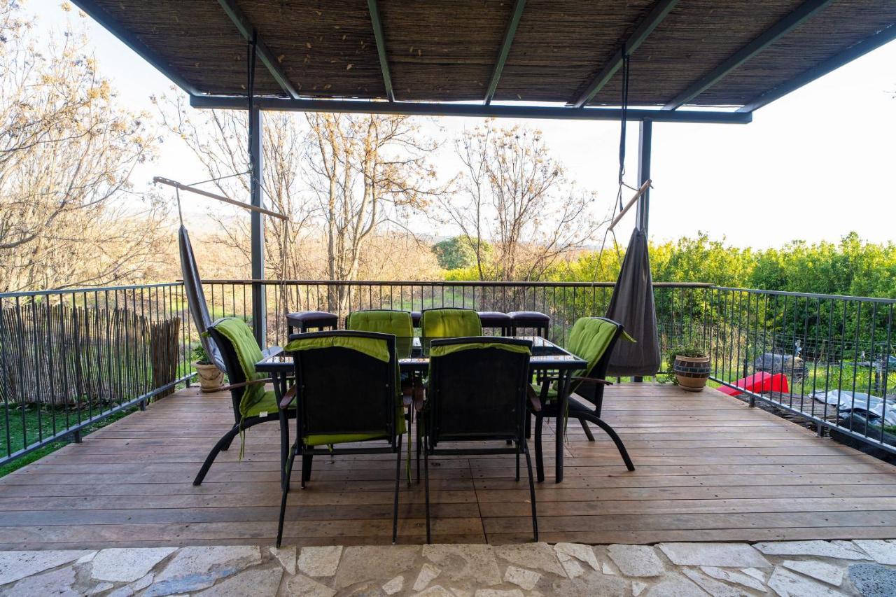 צימרים בצפון - עץ נוי She'ar Yashuv Exterior photo